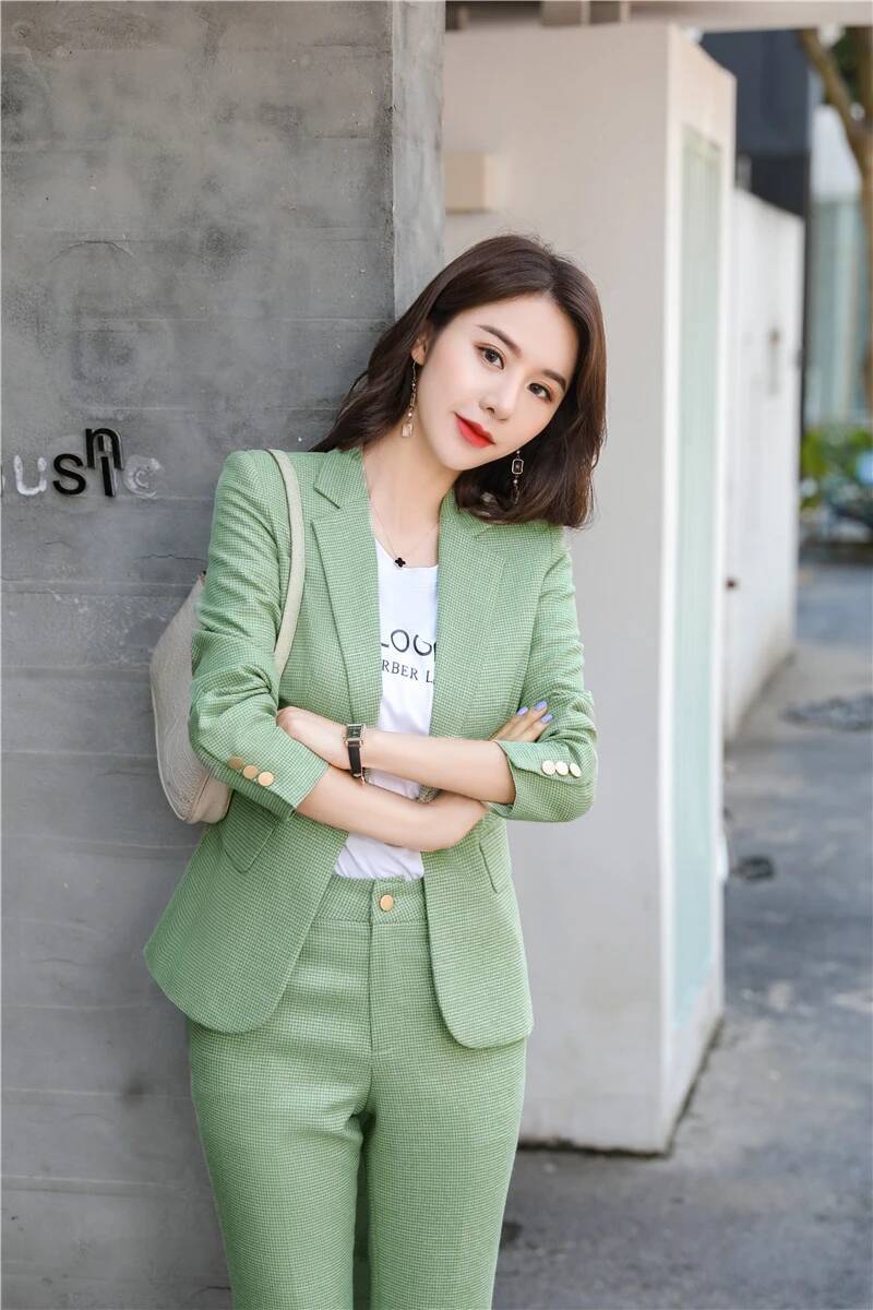 Novelty Green Uniform Designs  - Women Formal Wear Designers reseña y precio
